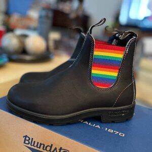 🏳️‍🌈 Gender Inclusive BLUNDSTONE 🌈 Chelsea Boots / W9.5 / M7.5 / NEVER WORN